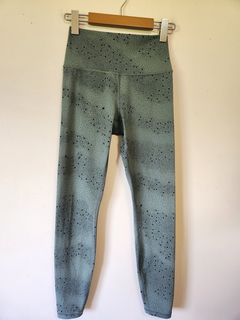 Athleta Transcend Tight Legging Grey Celestial Star Print High Rise Yoga Small